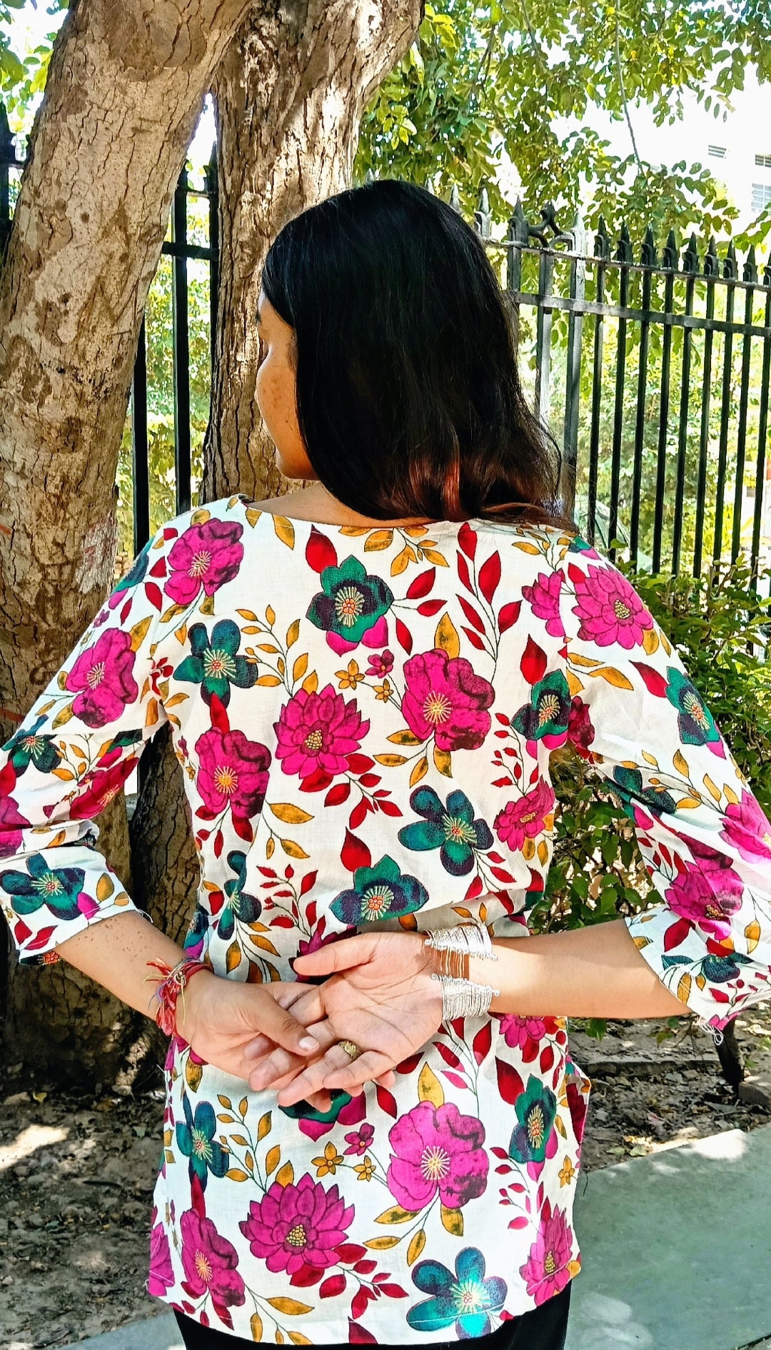 Gulnaaz Bloom Kurti