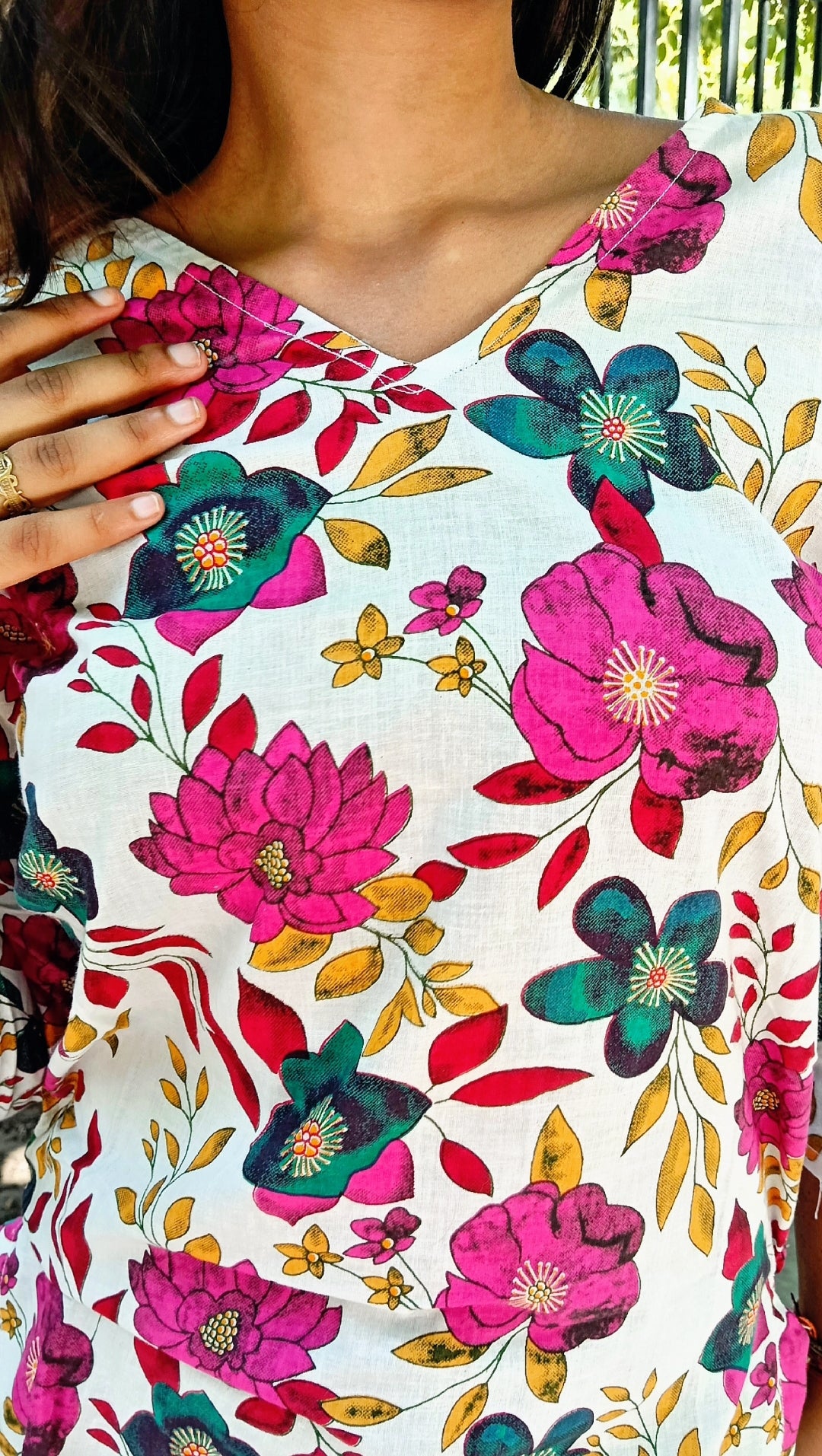 Gulnaaz Bloom Kurti