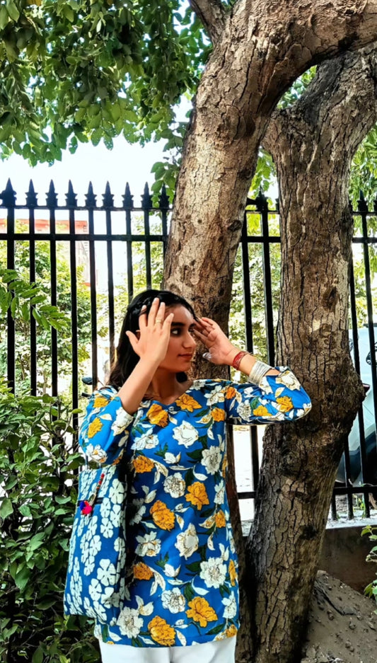 Neel Pushp Kurti