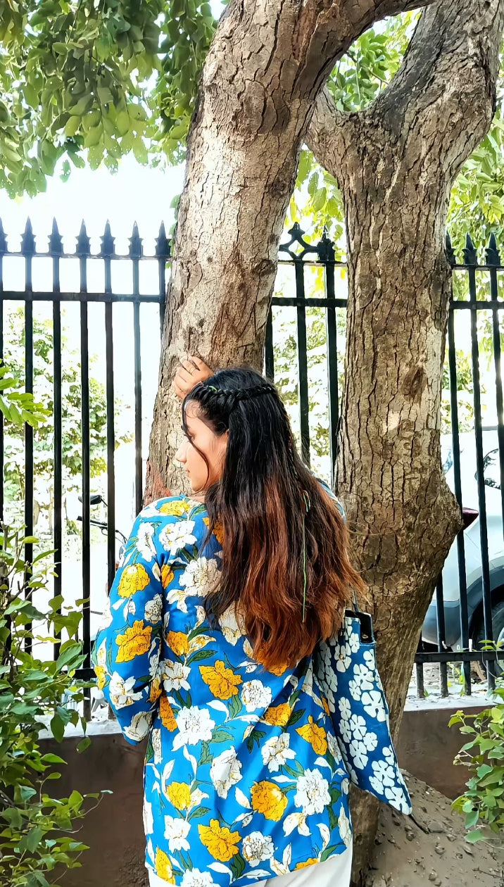 Neel Pushp Kurti